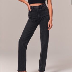 Abercrombie  Ultra High Rise 90s Straight Jean